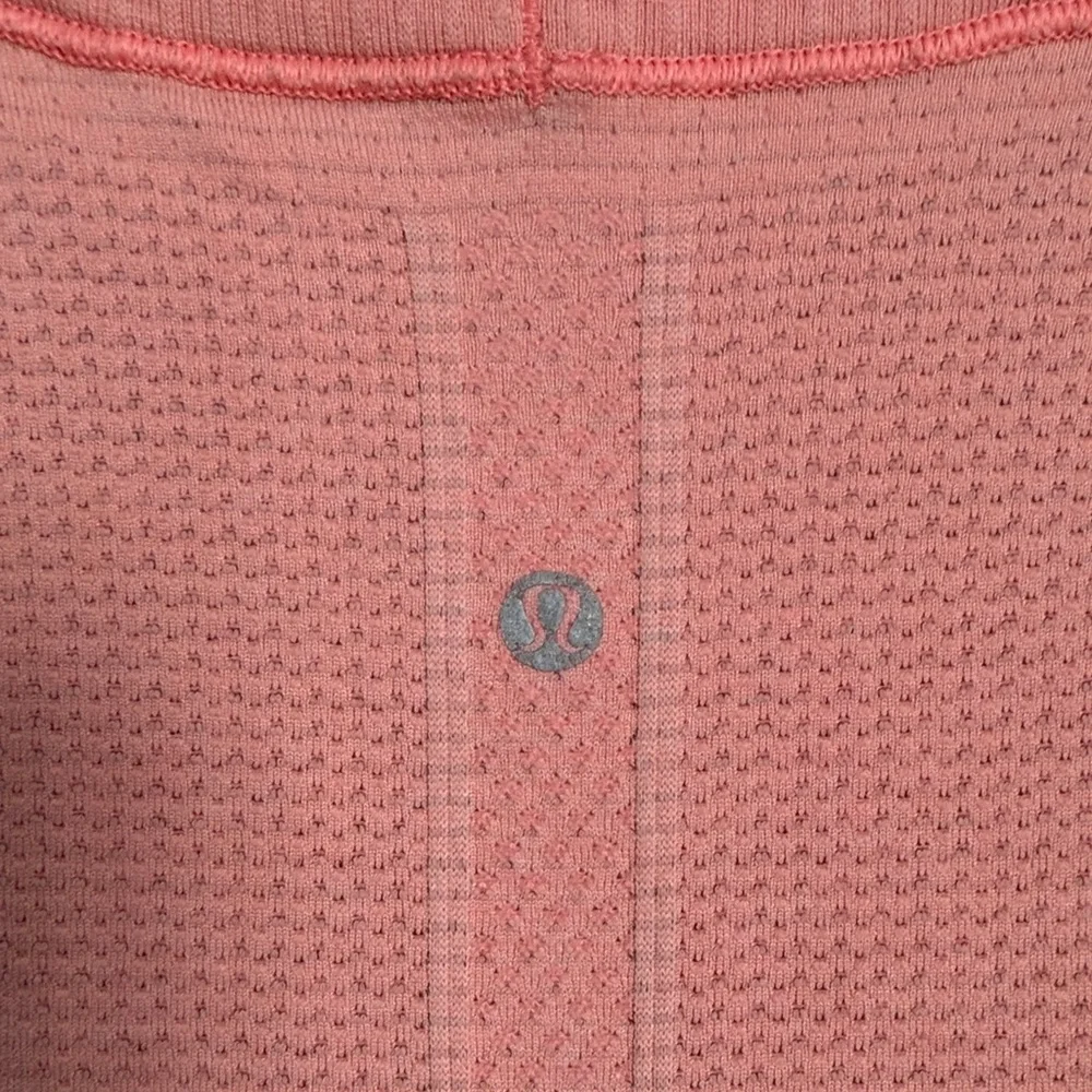 lululemon athletica Coral Pink Short Sleeve Seamless Tee - Picture 3 of 4
